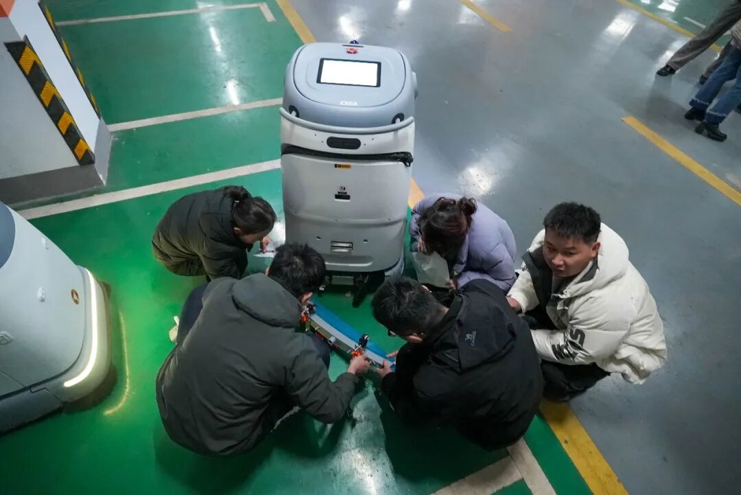 春?jiǎn)⑿鲁痰Z精兵，硬核護(hù)航守初心——公司直營(yíng)售后團(tuán)隊(duì)春季大練兵專項(xiàng)行動(dòng)正式啟動(dòng)